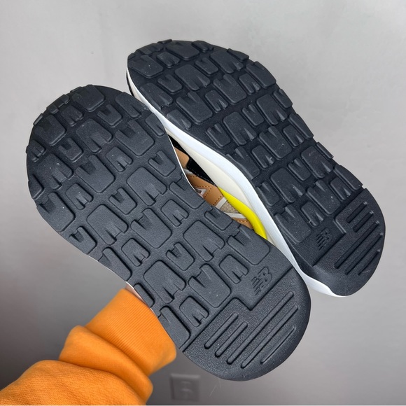 NEW BALANCE W5740GB in Brown/Multi. Size 5.5 - Picture 8 of 11